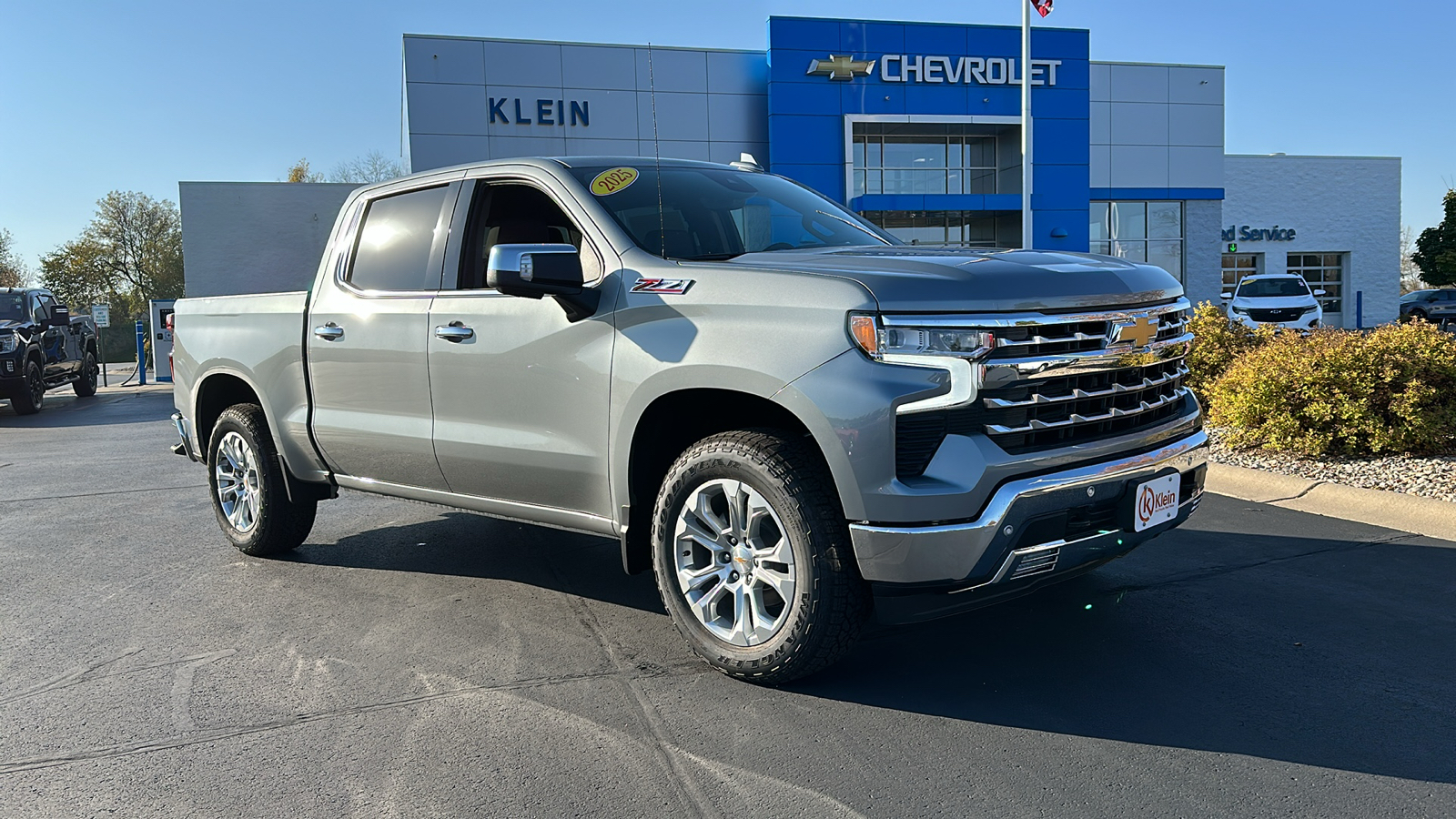 2025 Chevrolet Silverado 1500 LTZ 4WD Crew Cab 147 1