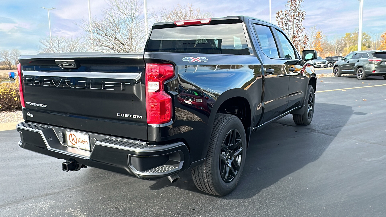 2025 Chevrolet Silverado 1500 Custom 4WD Crew Cab 147 9