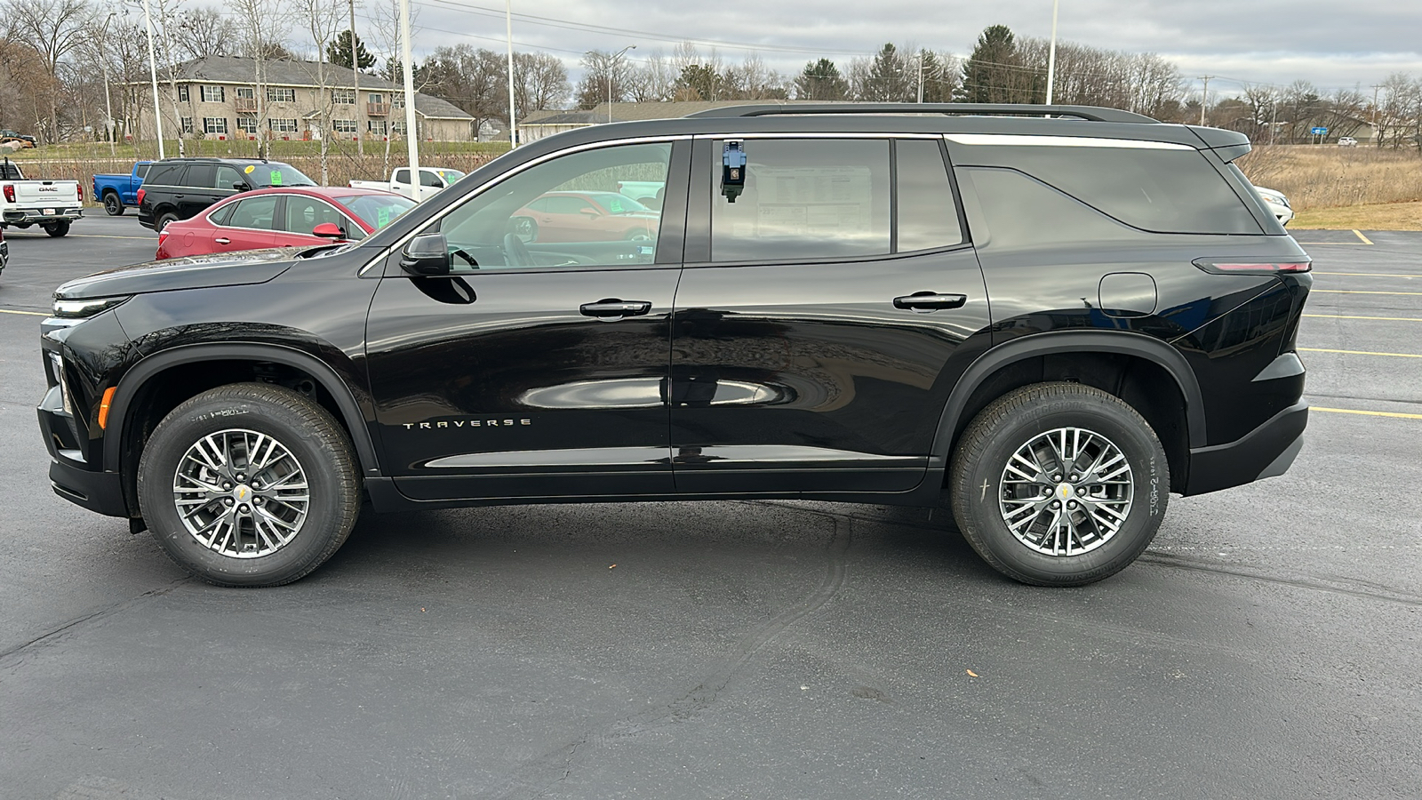 2025 Chevrolet Traverse FWD LT 4