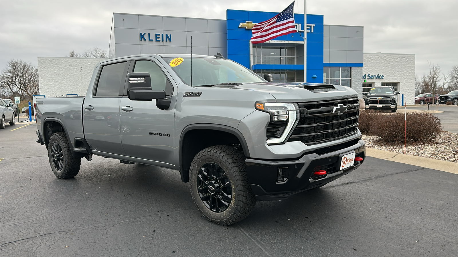 2025 Chevrolet Silverado 2500HD LT 1