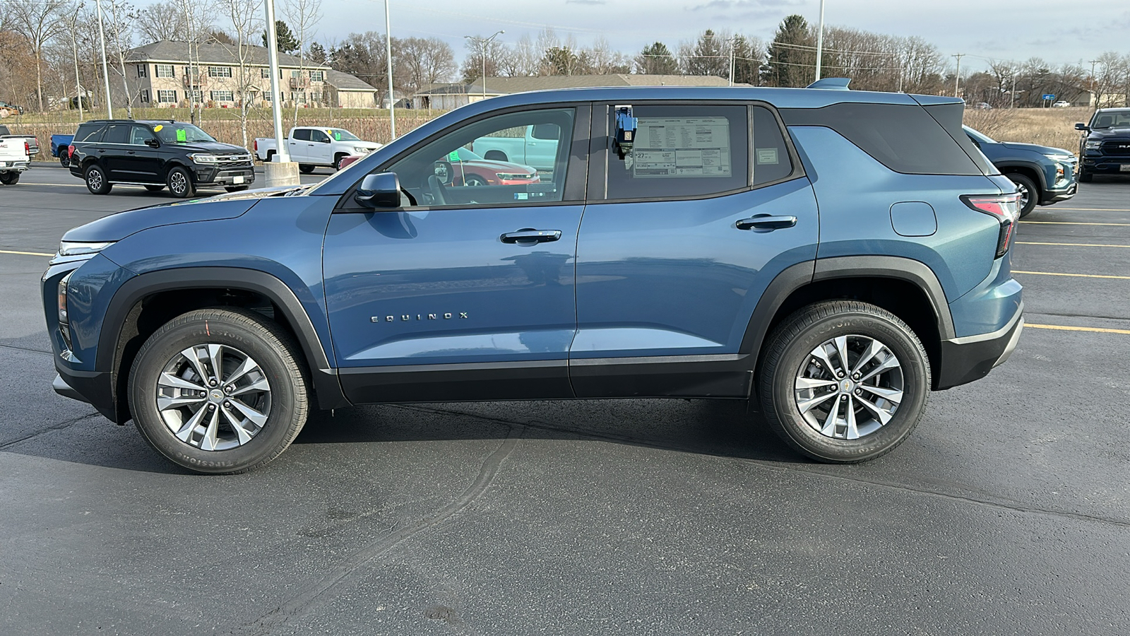 2025 Chevrolet Equinox FWD LT 4