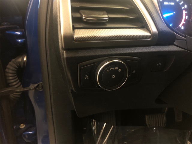 2018 Ford Fusion SE 19