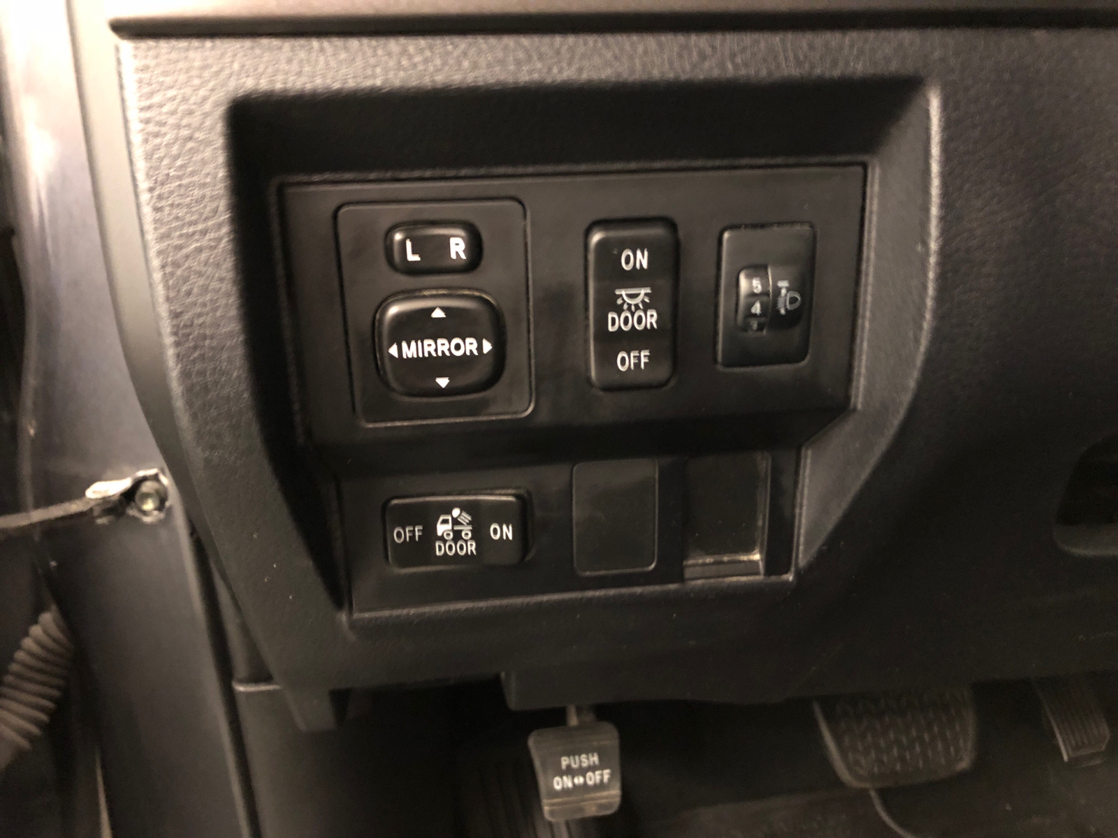 2017 Toyota Tundra SR5 Double Cab 6.5 Bed 5.7L FFV 14