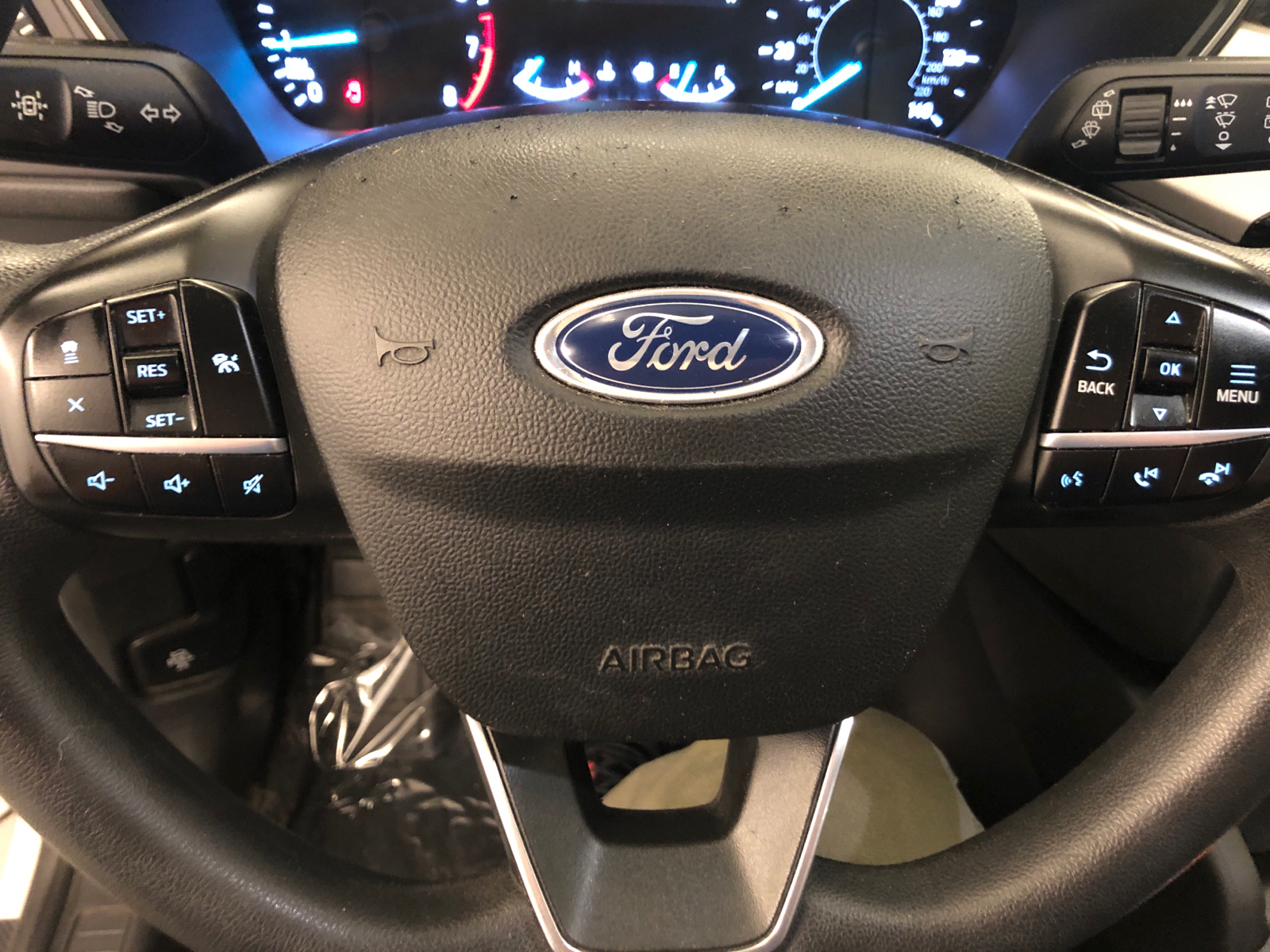 2020 Ford Escape SE 18