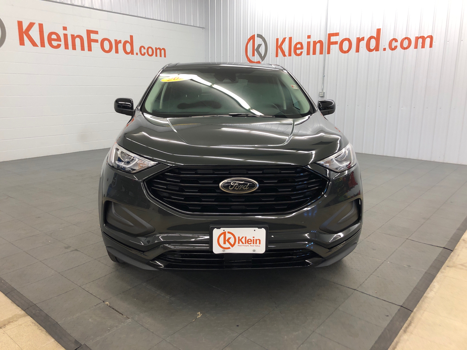 2024 Ford Edge SE 2