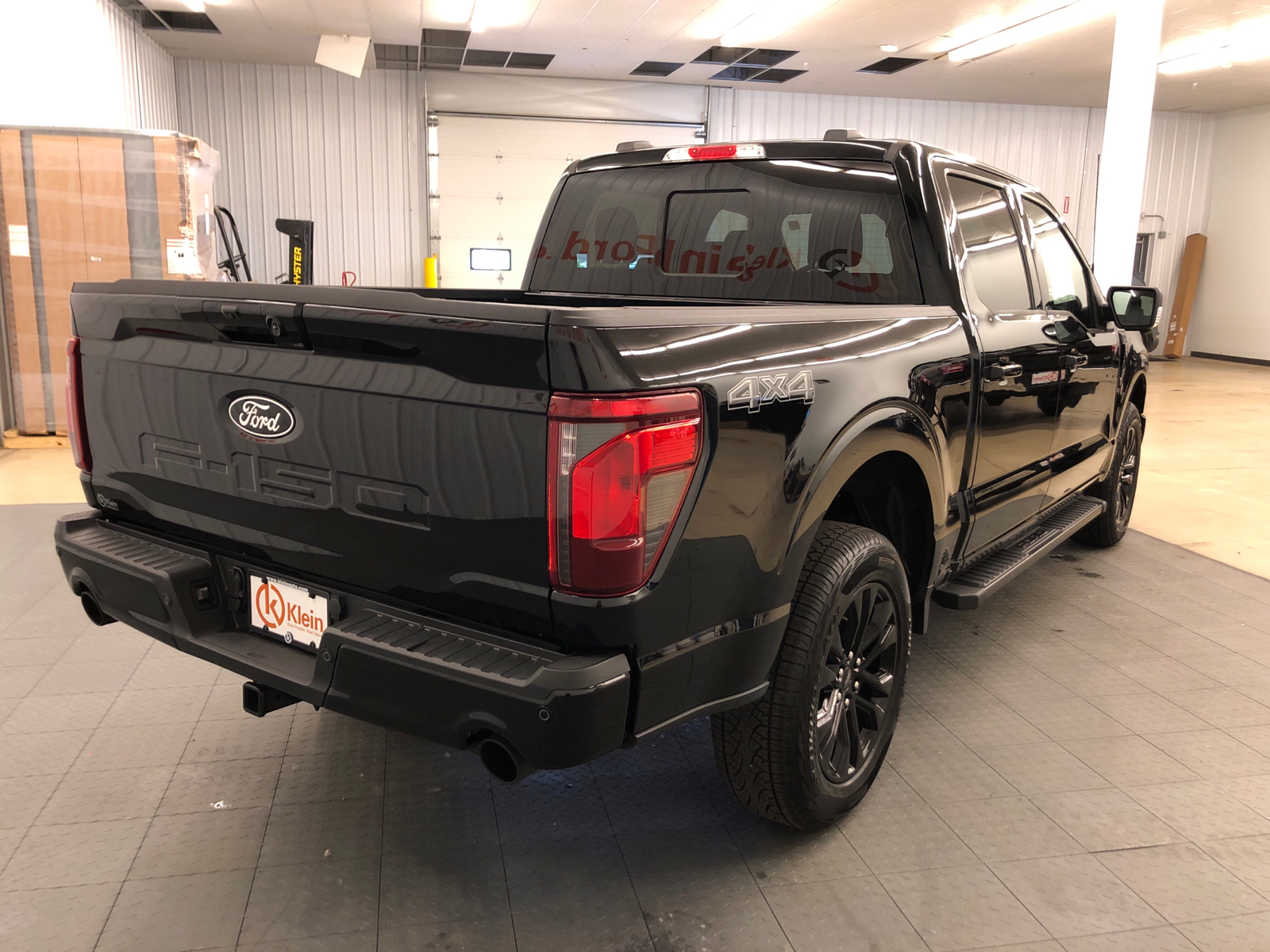 2024 Ford F-150 XLT 4WD SuperCrew 5.5 Box 11