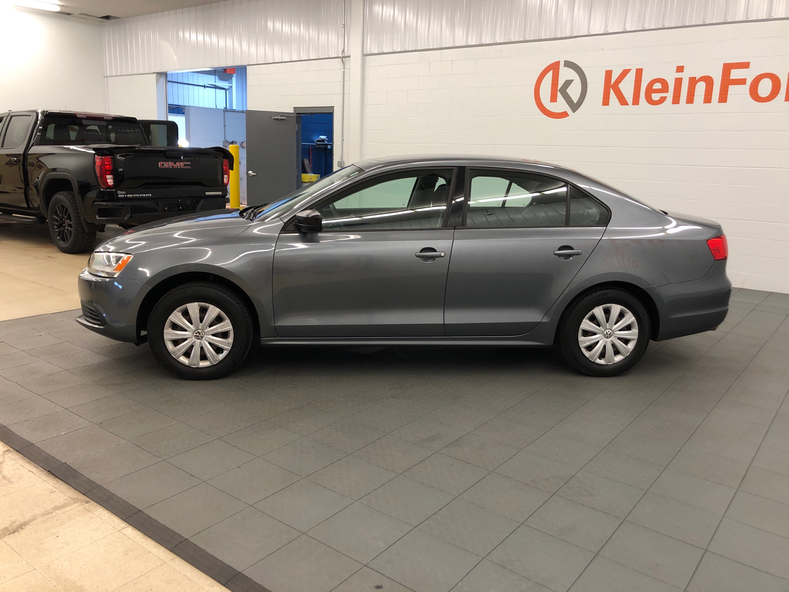 2014 Volkswagen Jetta SEDAN 4