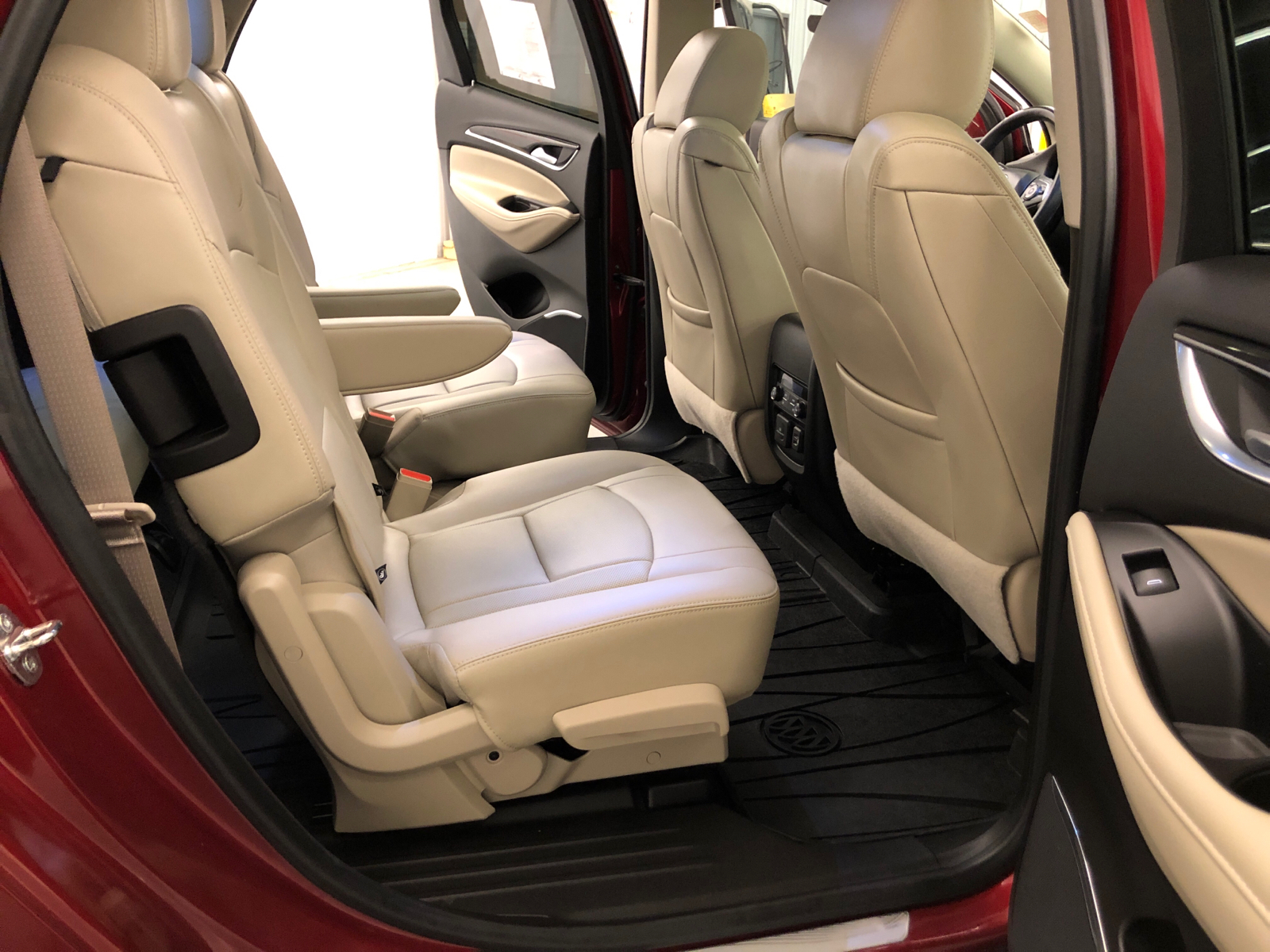 2019 Buick Enclave Premium 32
