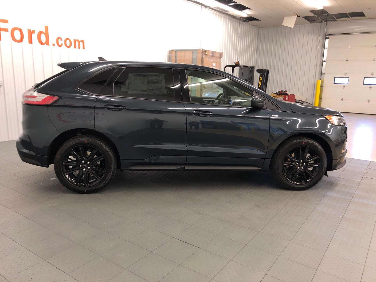 2024 Ford Edge ST-Line 13