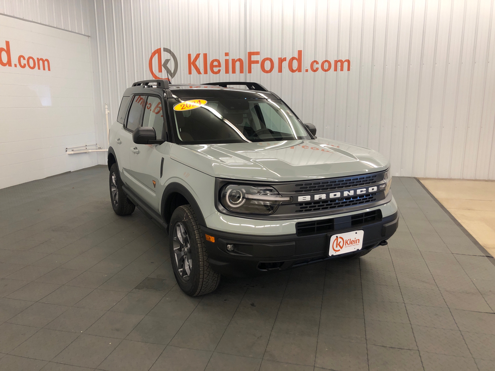 2024 Ford Bronco Sport Badlands 1