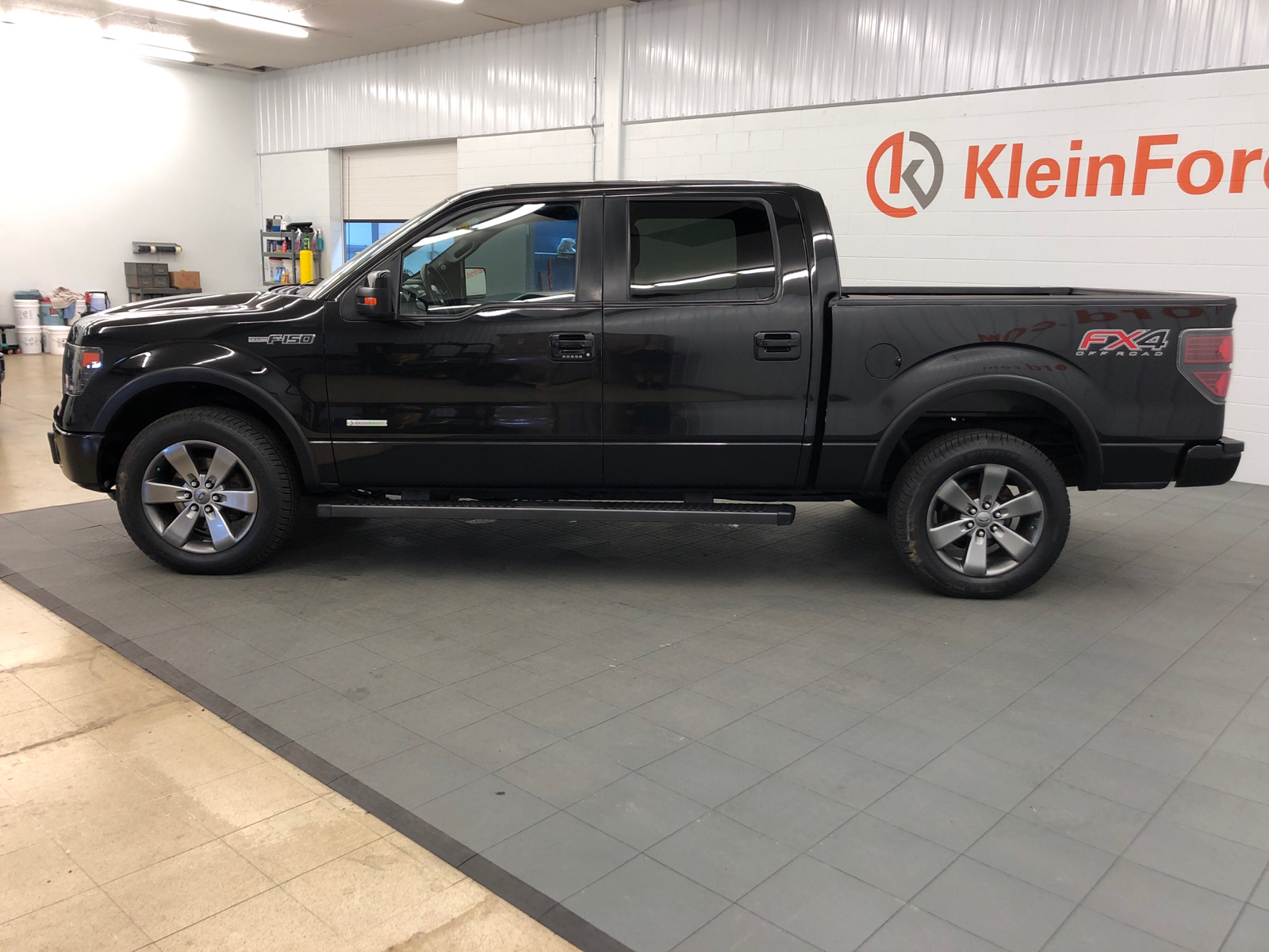 2014 Ford F-150 FX4 4WD SuperCrew 145 4