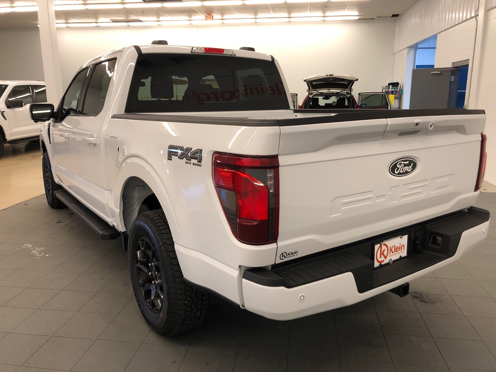 2024 Ford F-150 XLT 4WD SuperCrew 5.5 Box 6