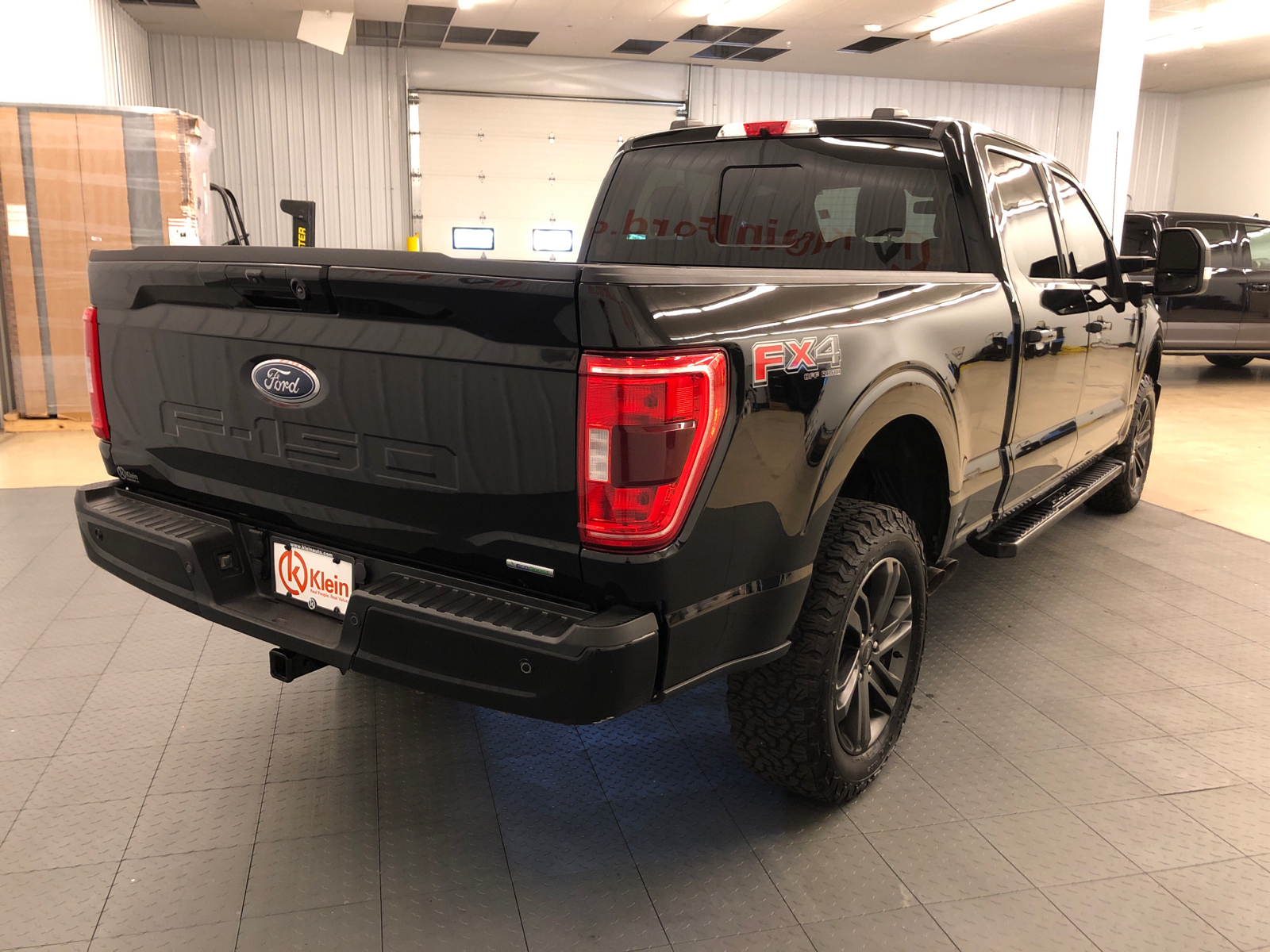 2022 Ford F-150 XLT 4WD SuperCrew 6.5 Box 11