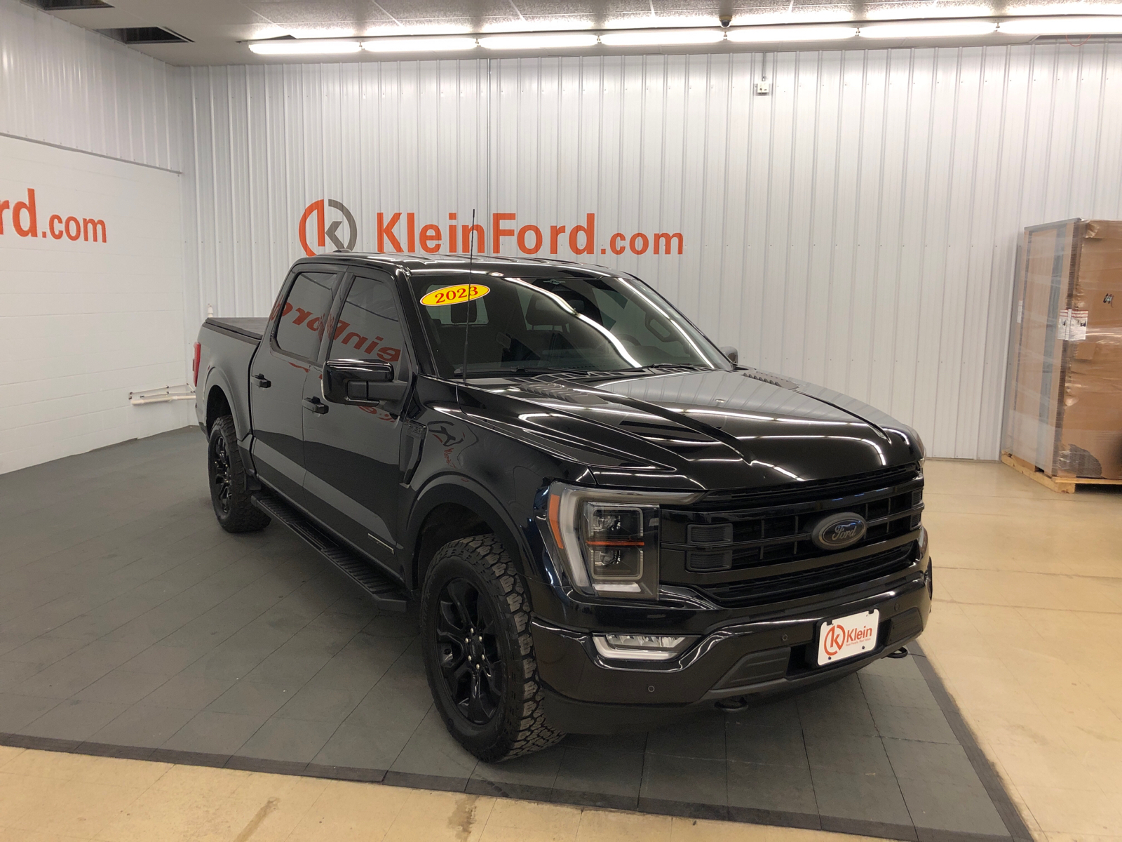 2023 Ford F-150 LARIAT 4WD SuperCrew 5.5 Box 1