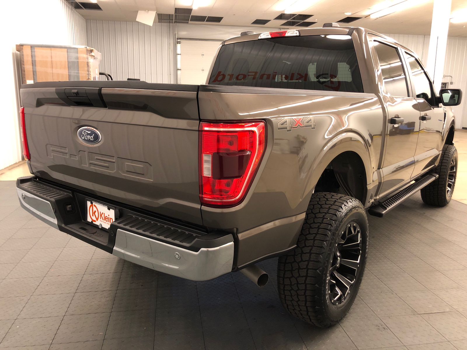 2023 Ford F-150 XLT 4WD SuperCrew 5.5 Box 11