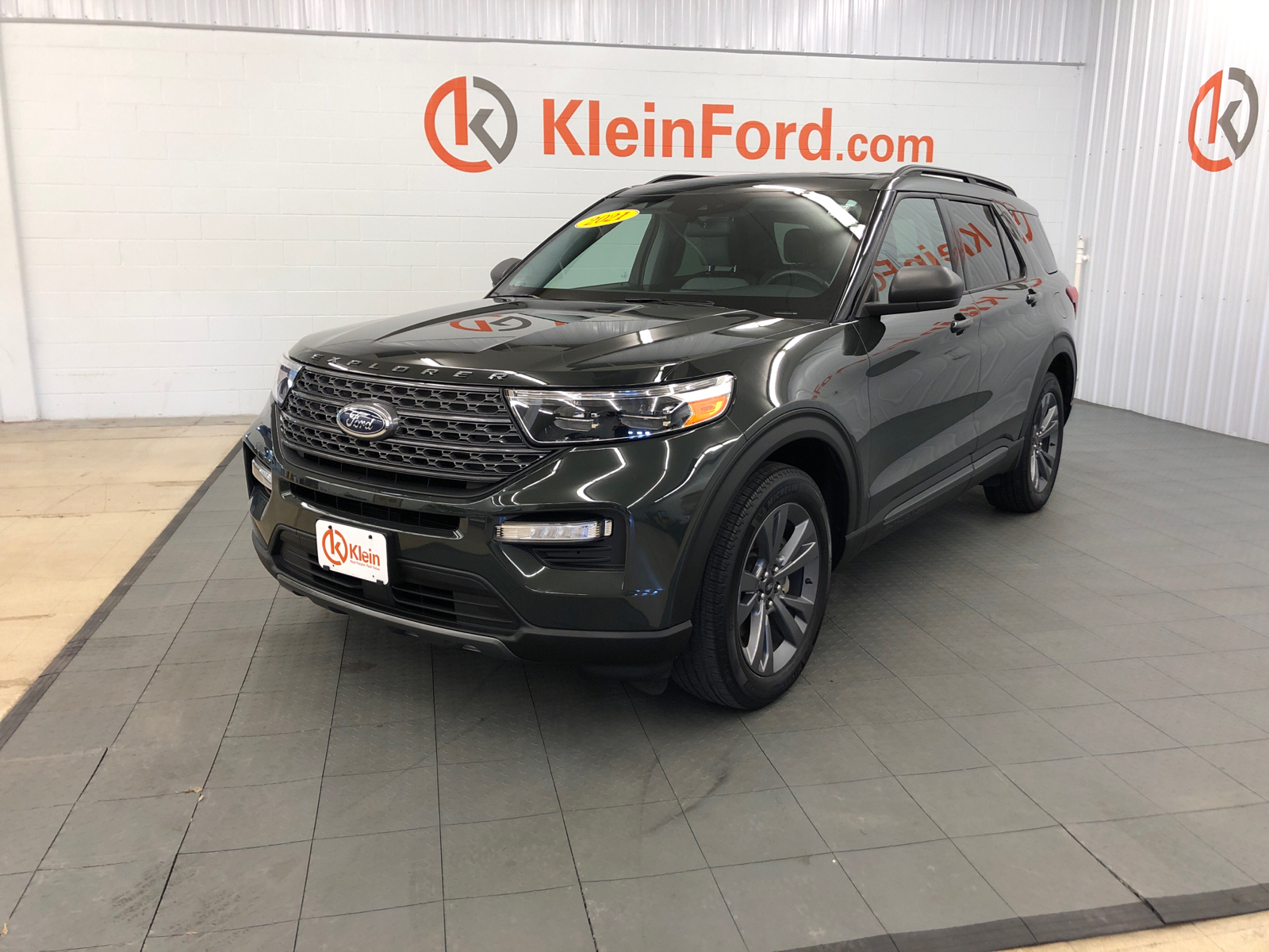 2021 Ford Explorer XLT 3