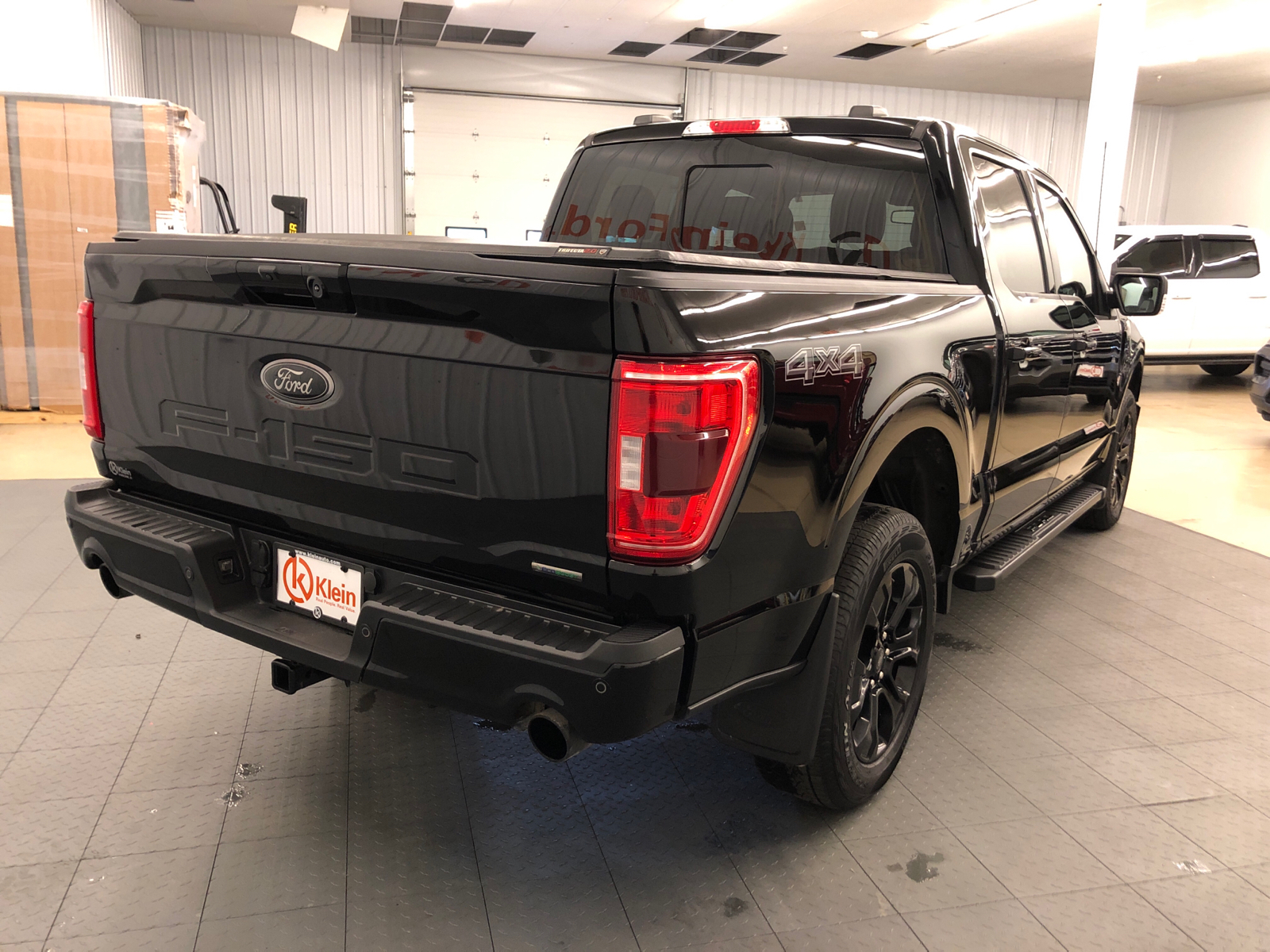 2022 Ford F-150 XLT 4WD SuperCrew 5.5 Box 12