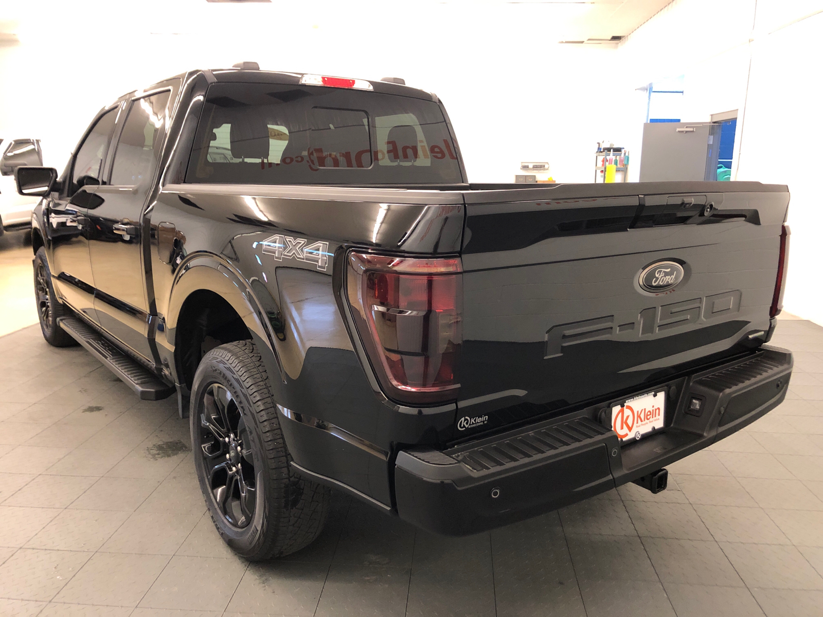 2022 Ford F-150 XLT 4WD SuperCrew 5.5 Box 6