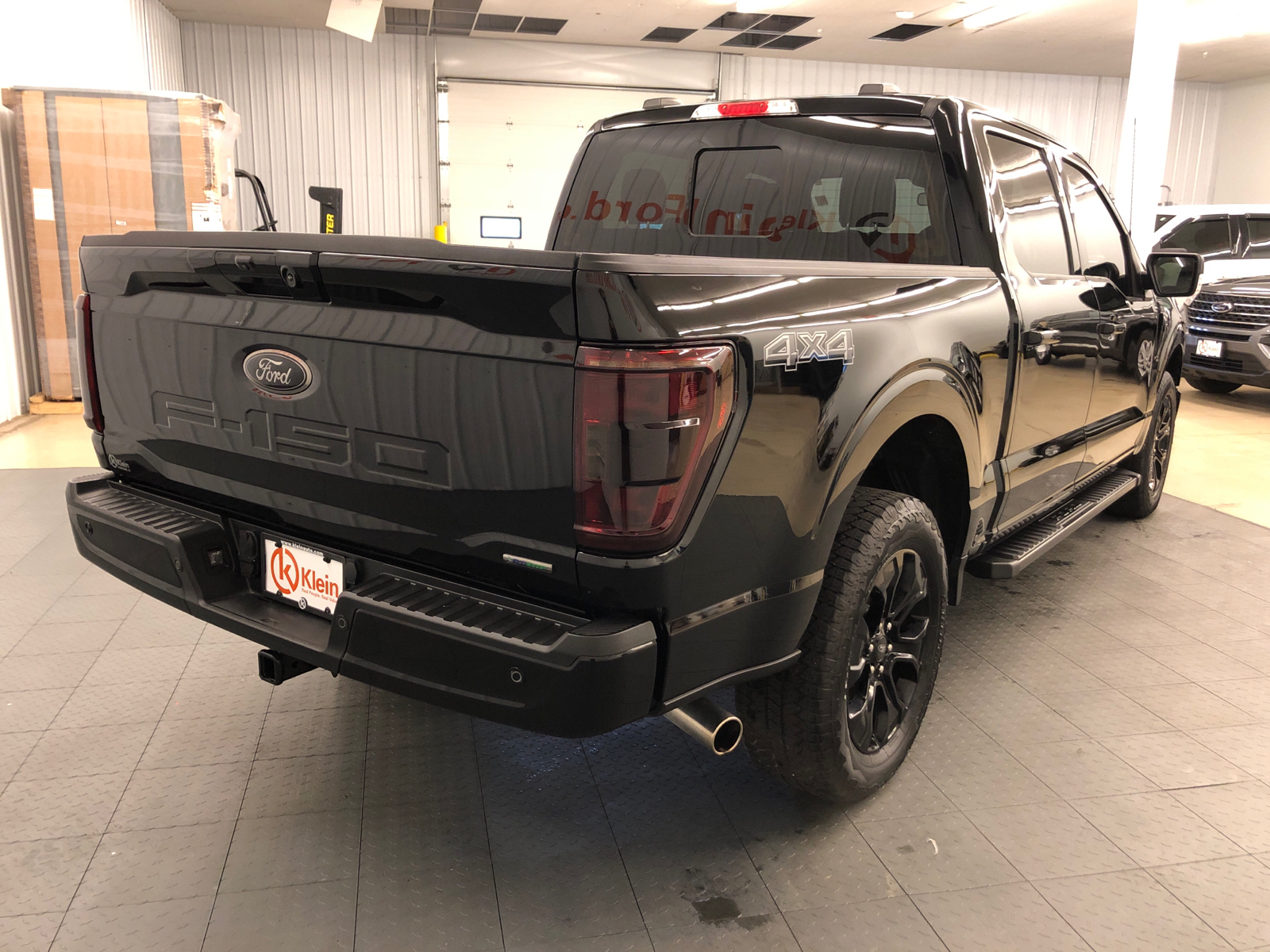 2022 Ford F-150 XLT 4WD SuperCrew 5.5 Box 11