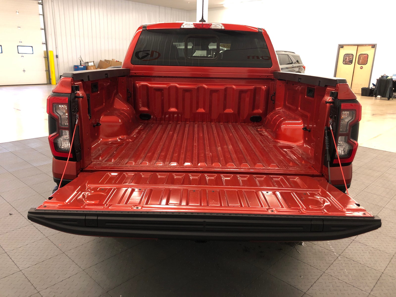 2024 Ford Ranger XLT 4WD SuperCrew 5 Box 8