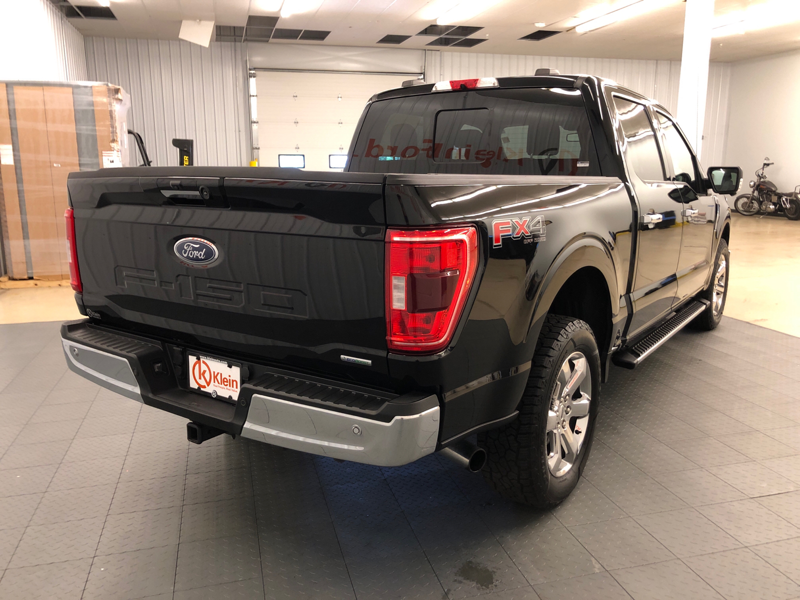 2021 Ford F-150 XLT 4WD SuperCrew 5.5 Box 11