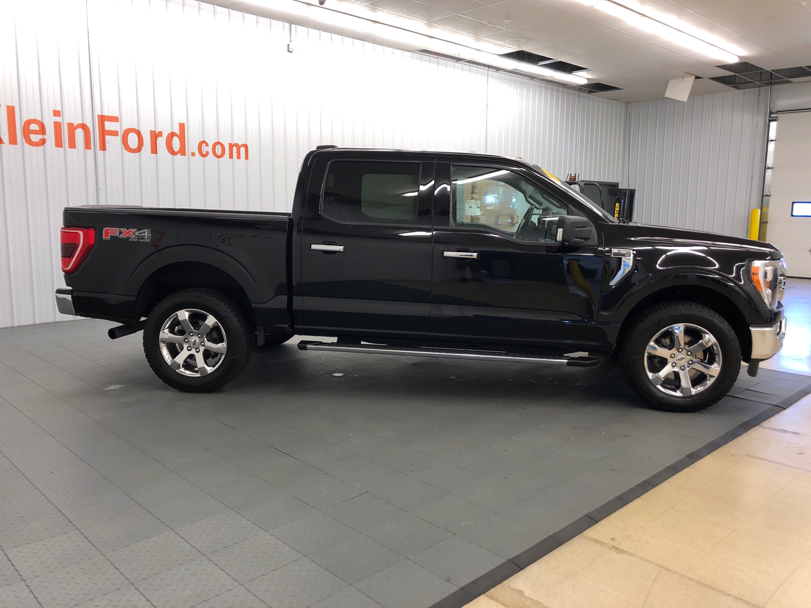 2021 Ford F-150 XLT 4WD SuperCrew 5.5 Box 12