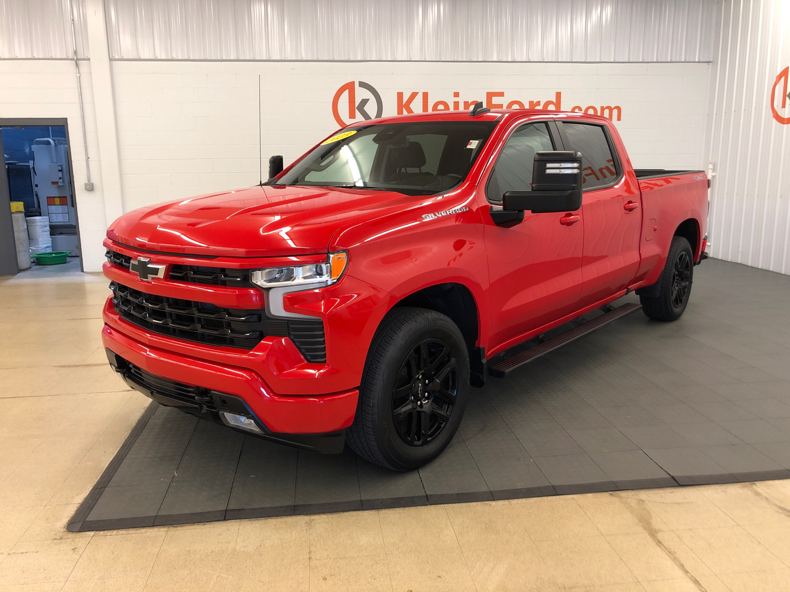 2023 Chevrolet Silverado 1500 RST 4WD Crew Cab 147 3