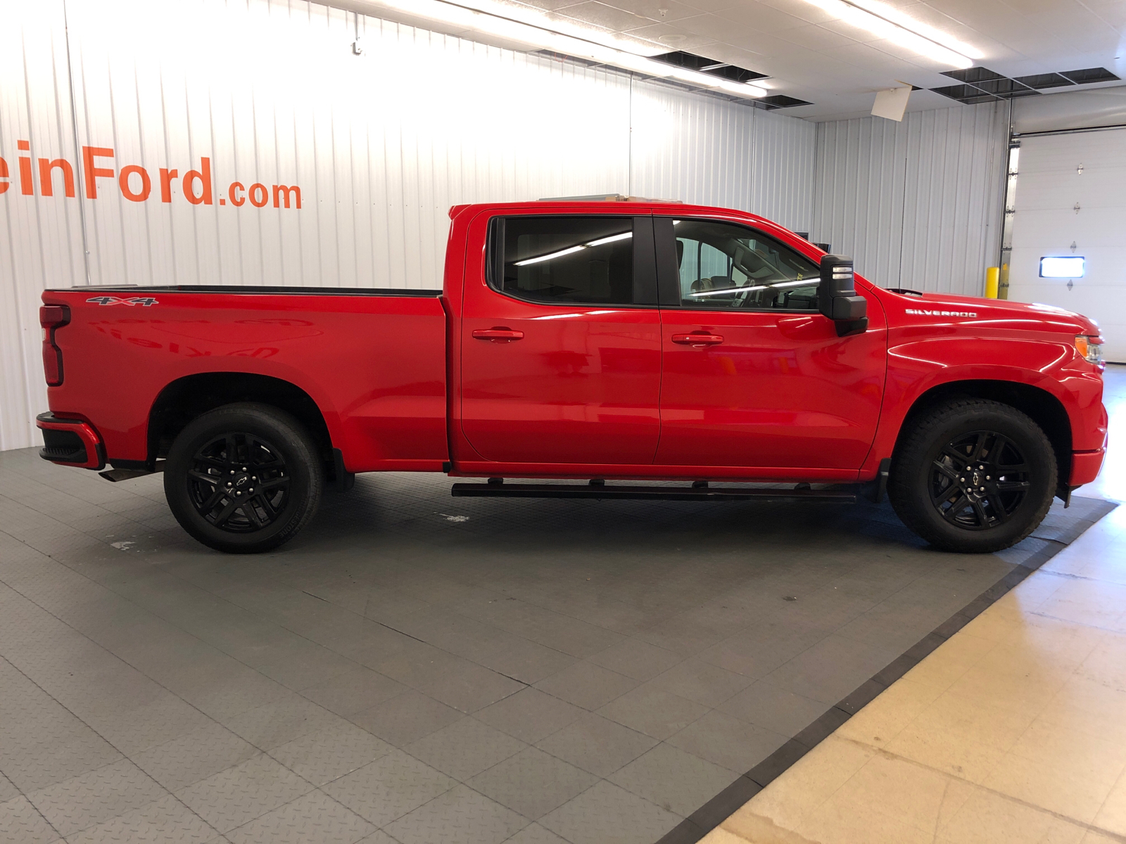 2023 Chevrolet Silverado 1500 RST 4WD Crew Cab 147 11