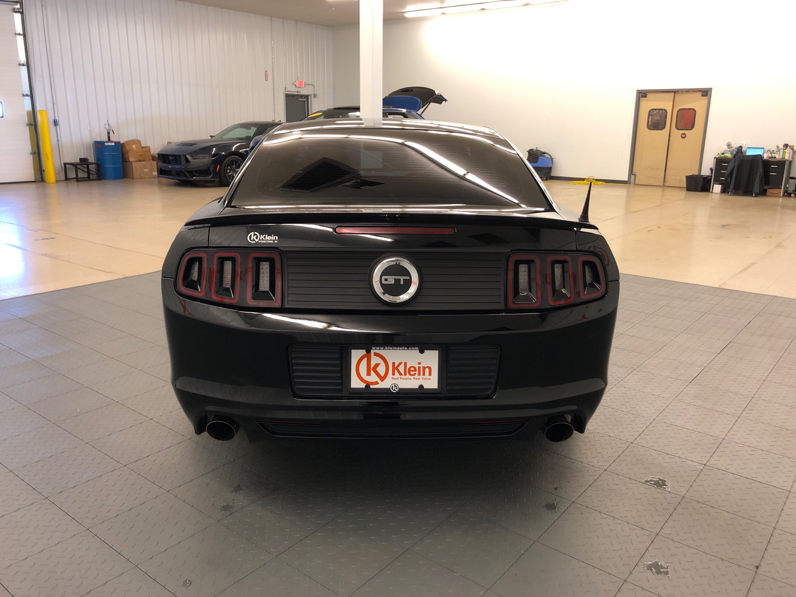 2013 Ford Mustang GT 7