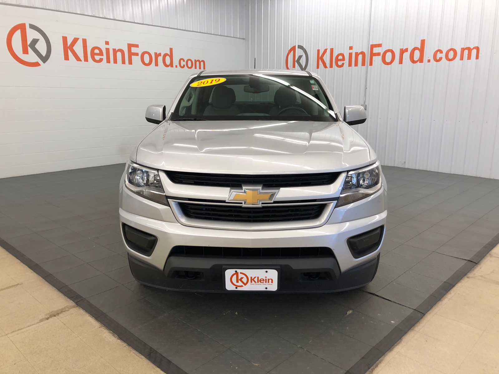 2019 Chevrolet Colorado Work Truck 2