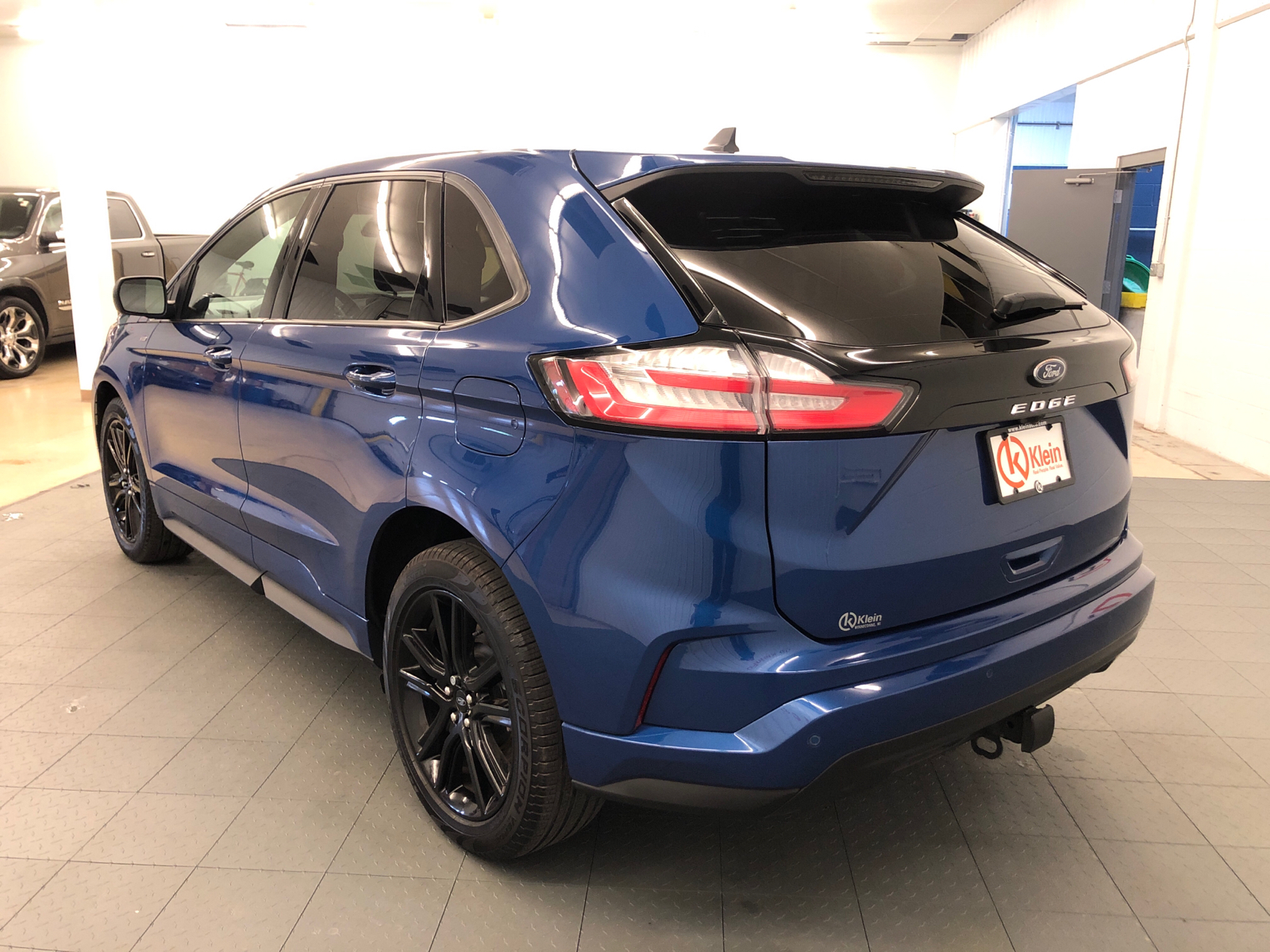 2024 Ford Edge ST-Line 6