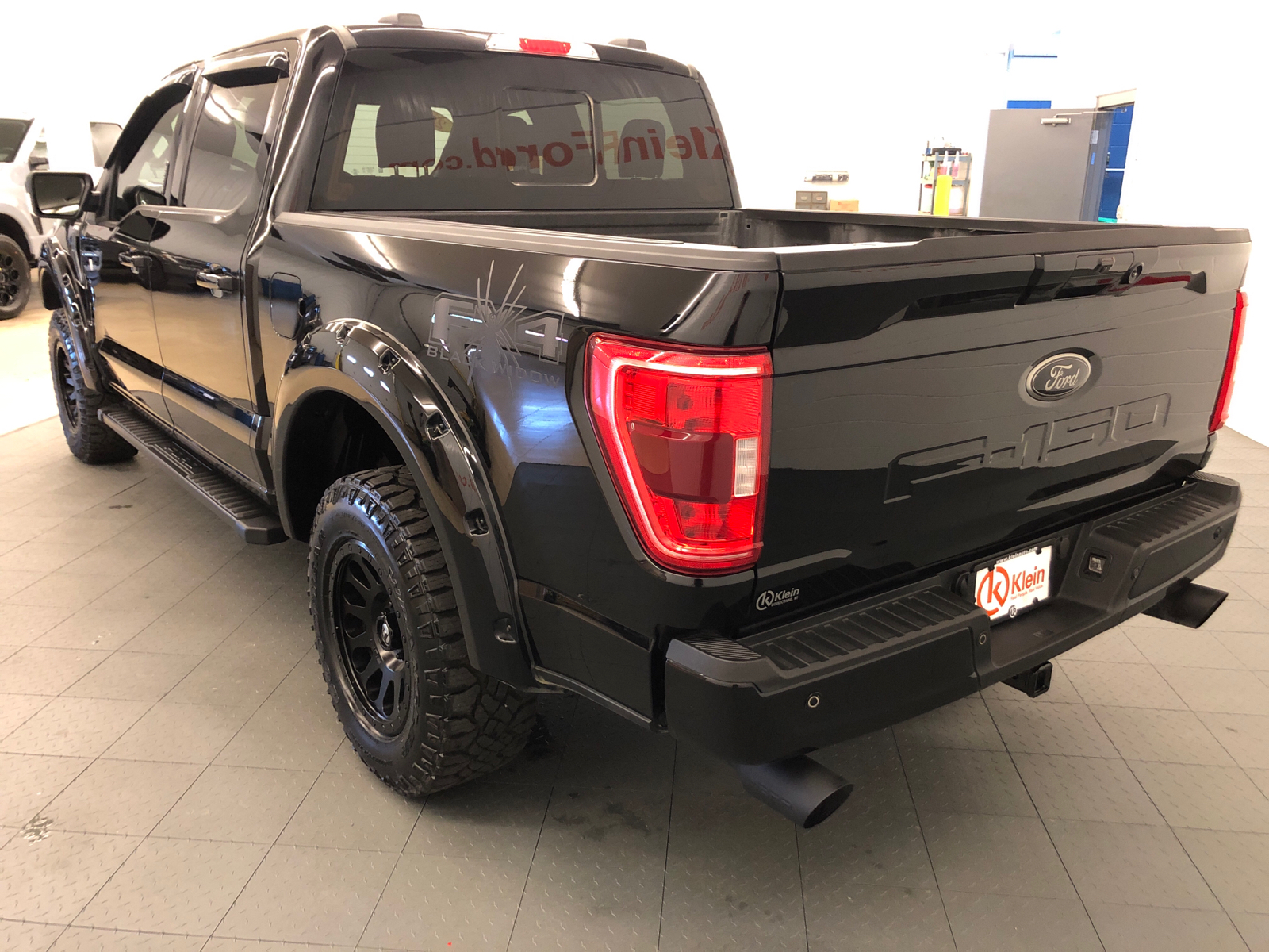 2023 Ford F-150 XLT 4WD SuperCrew 5.5 Box 8