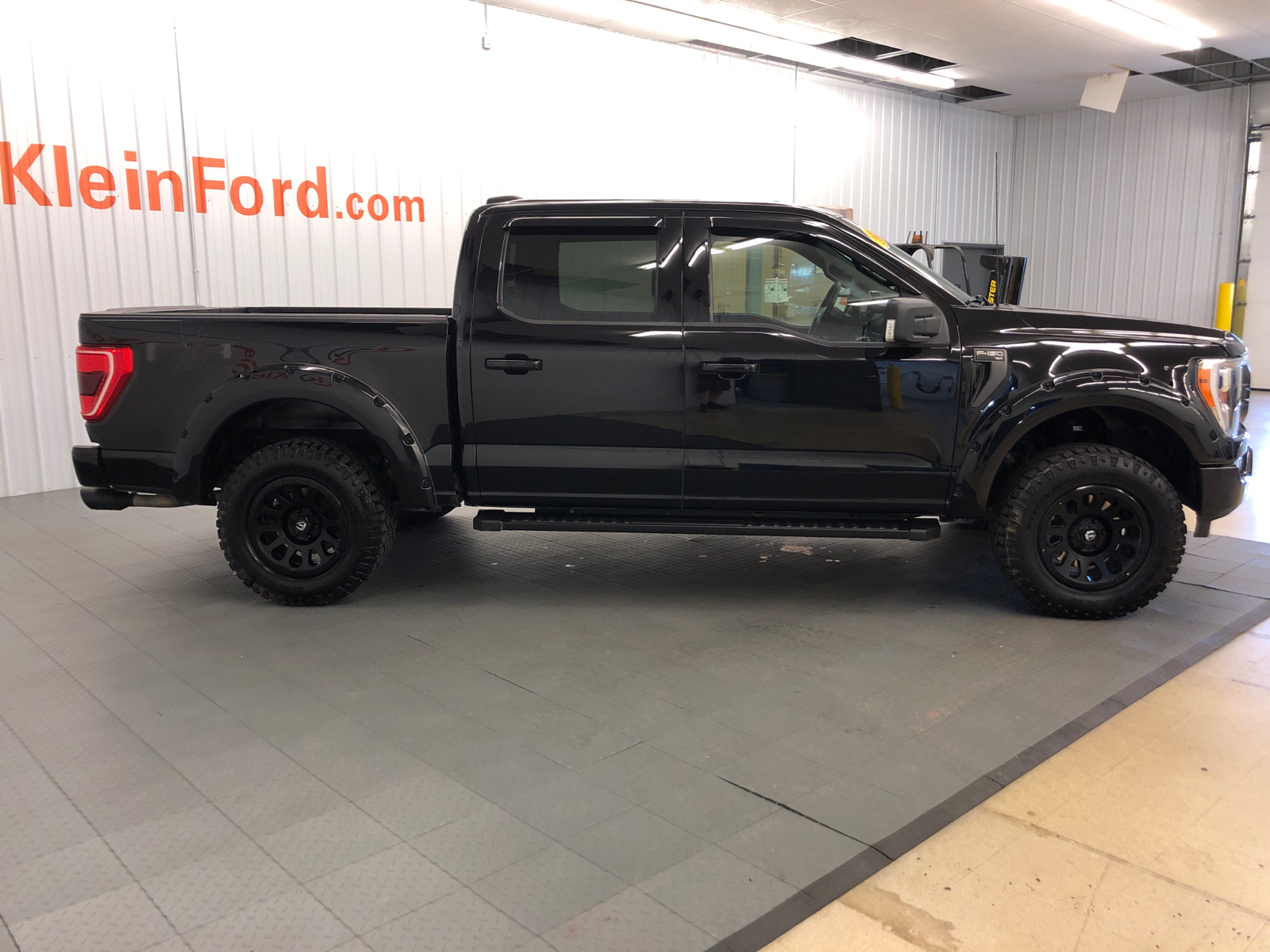 2023 Ford F-150 XLT 4WD SuperCrew 5.5 Box 14