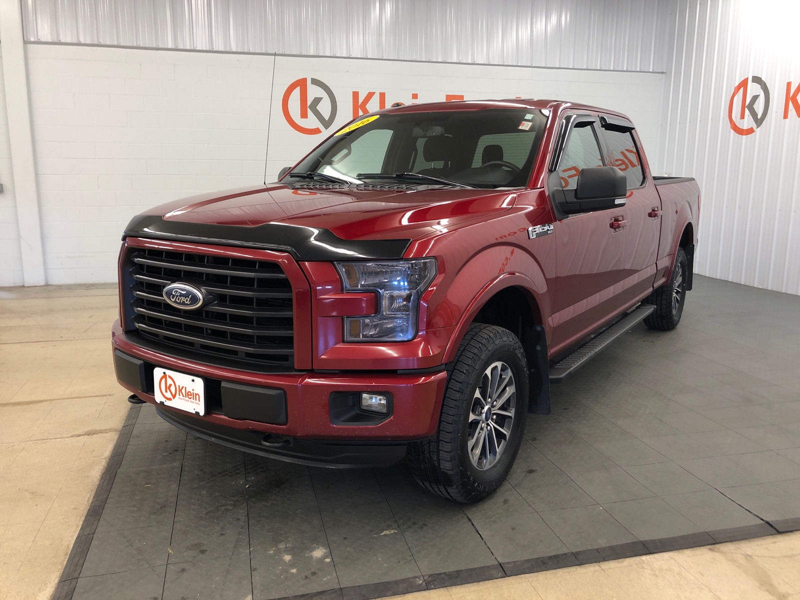 2016 Ford F-150 XLT 4WD SuperCrew 157 3