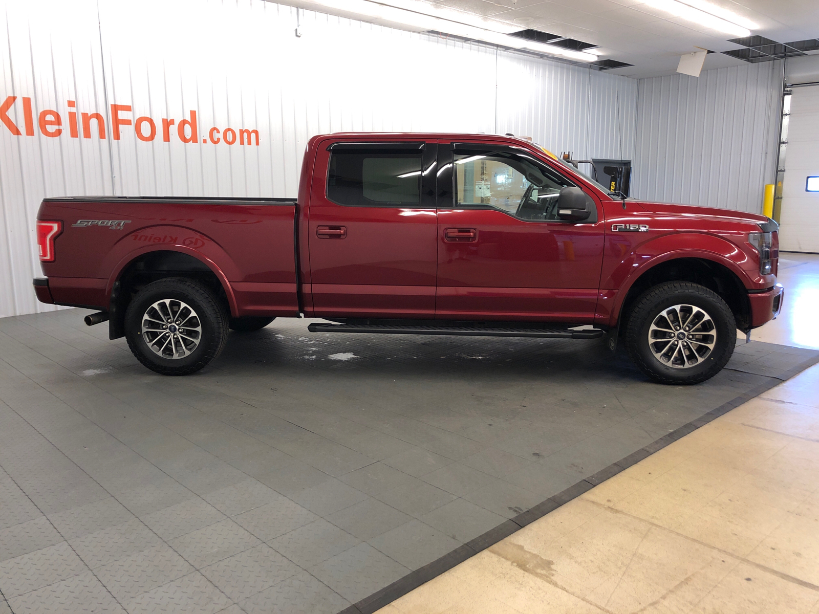 2016 Ford F-150 XLT 4WD SuperCrew 157 12