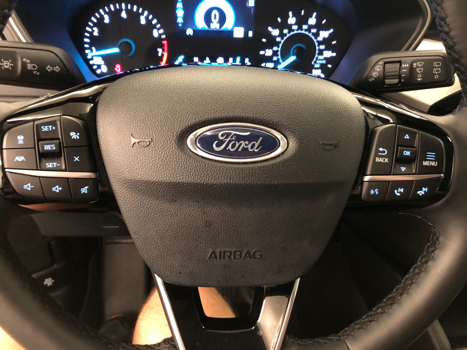 2022 Ford Escape SE 18