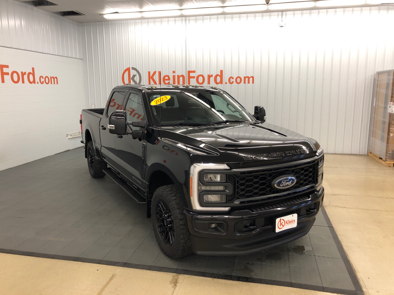 2023 Ford Super Duty F-350 SRW LARIAT 4WD Crew Cab 6.75 Box 1