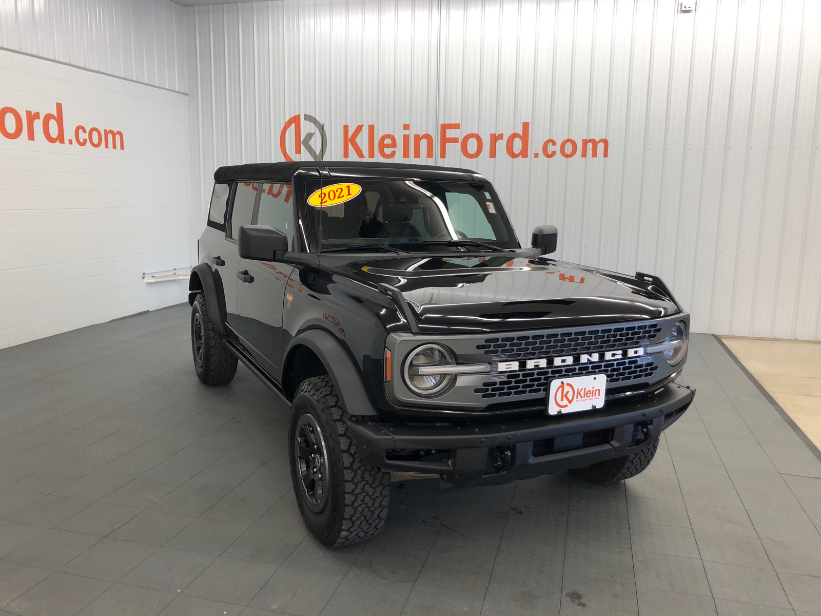 2021 Ford Bronco Badlands 1