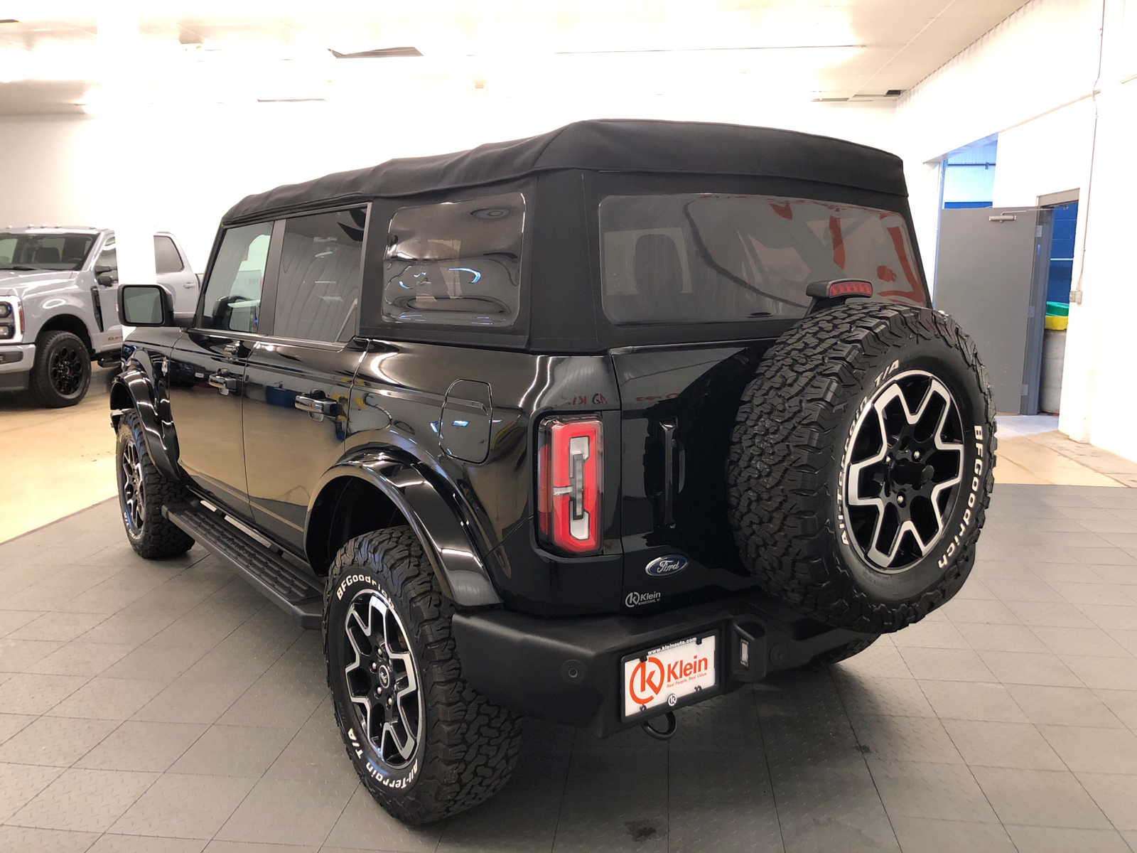 2022 Ford Bronco Outer Banks 6