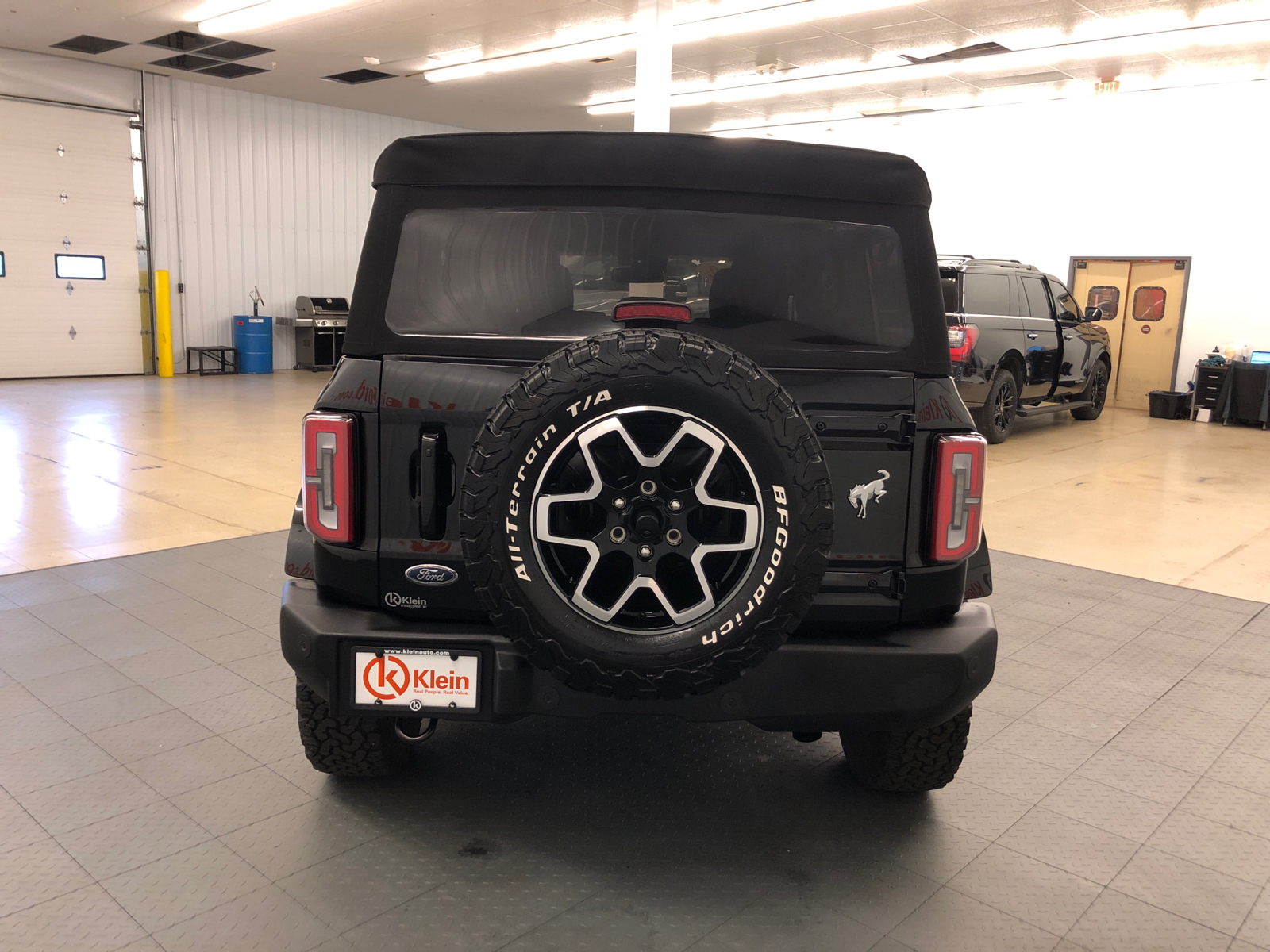 2022 Ford Bronco Outer Banks 7