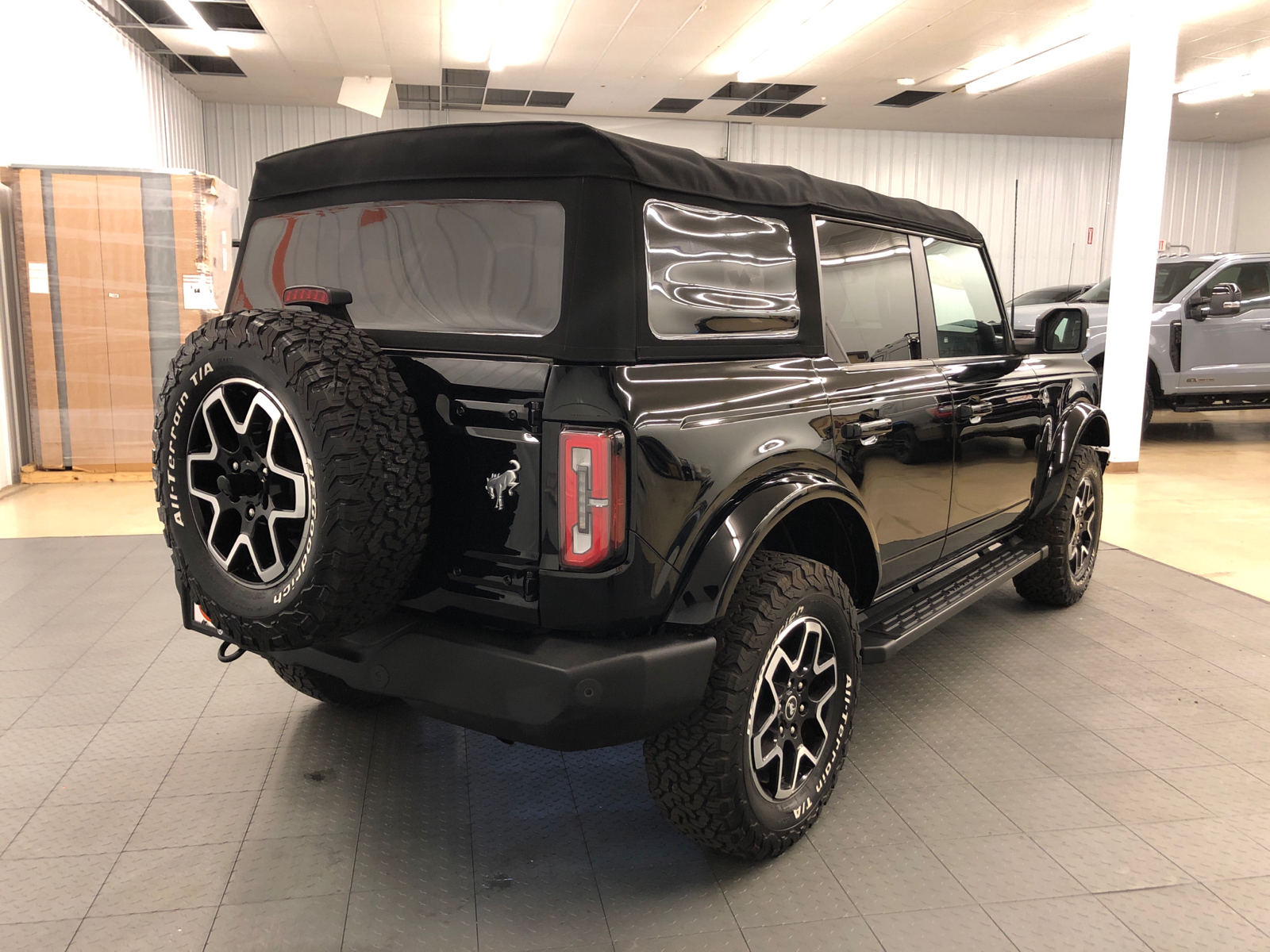 2022 Ford Bronco Outer Banks 9