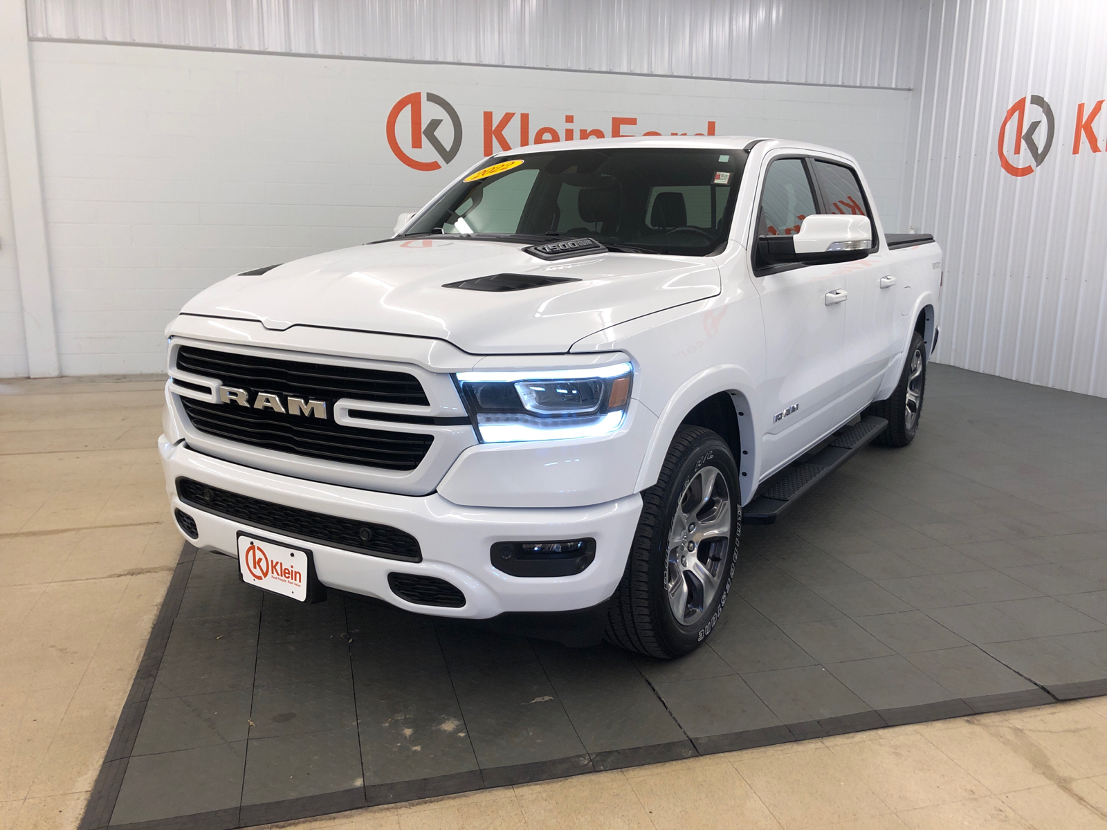 2022 Ram 1500 Laramie 3