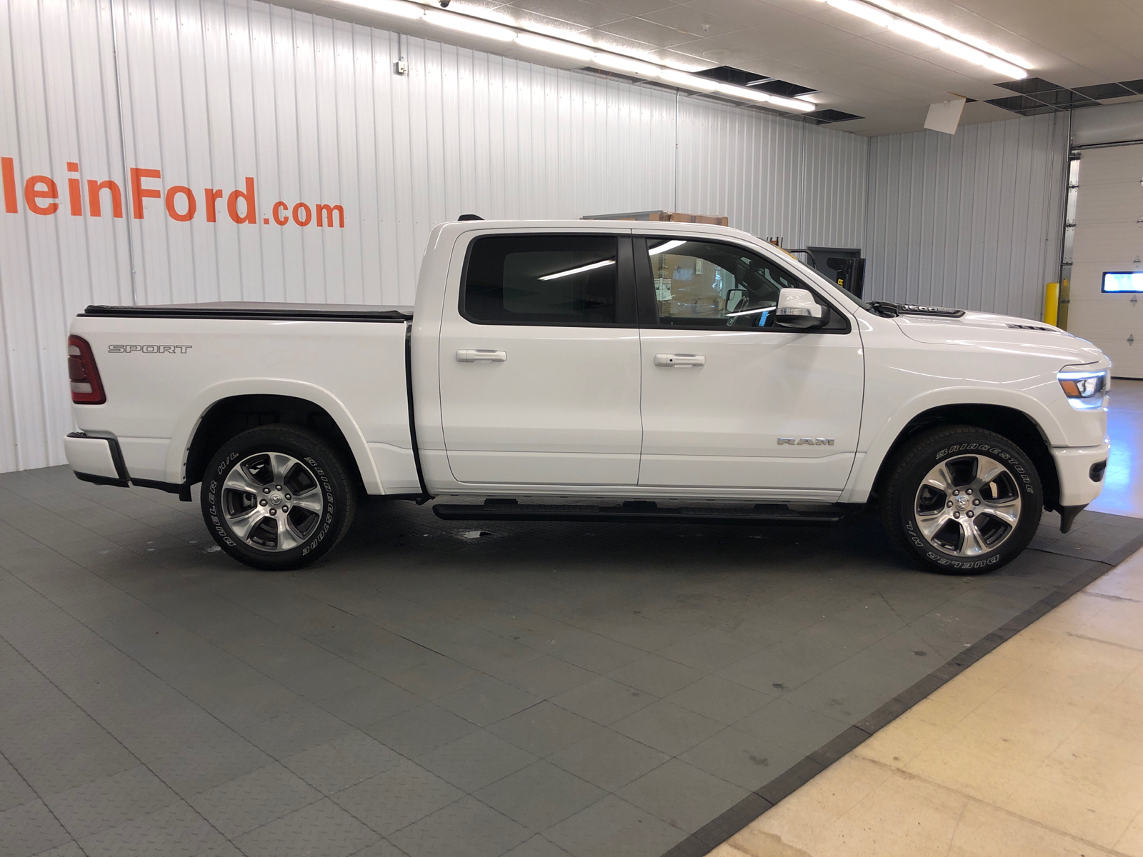 2022 Ram 1500 Laramie 12