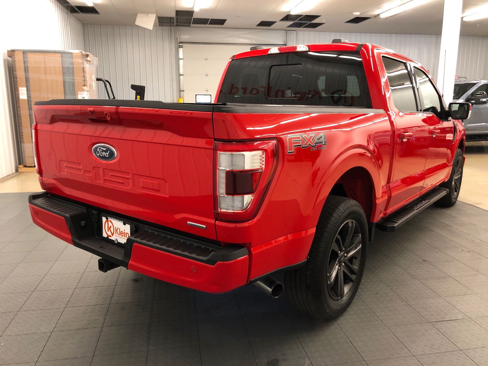 2022 Ford F-150 LARIAT 4WD SuperCrew 5.5 Box 12