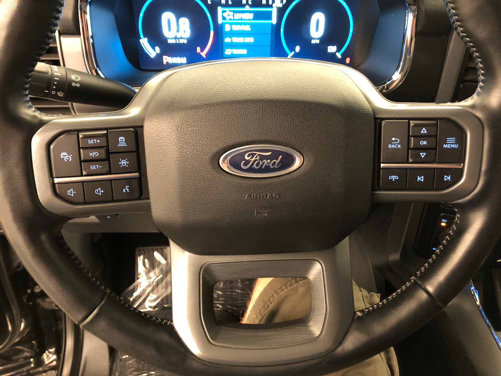 2022 Ford F-150 LARIAT 4WD SuperCrew 6.5 Box 19