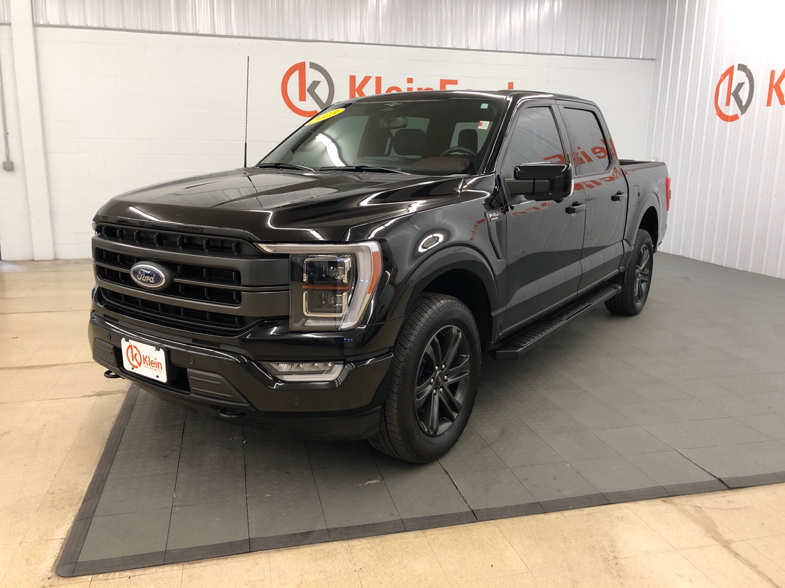 2023 Ford F-150 LARIAT 4WD SuperCrew 5.5 Box 3