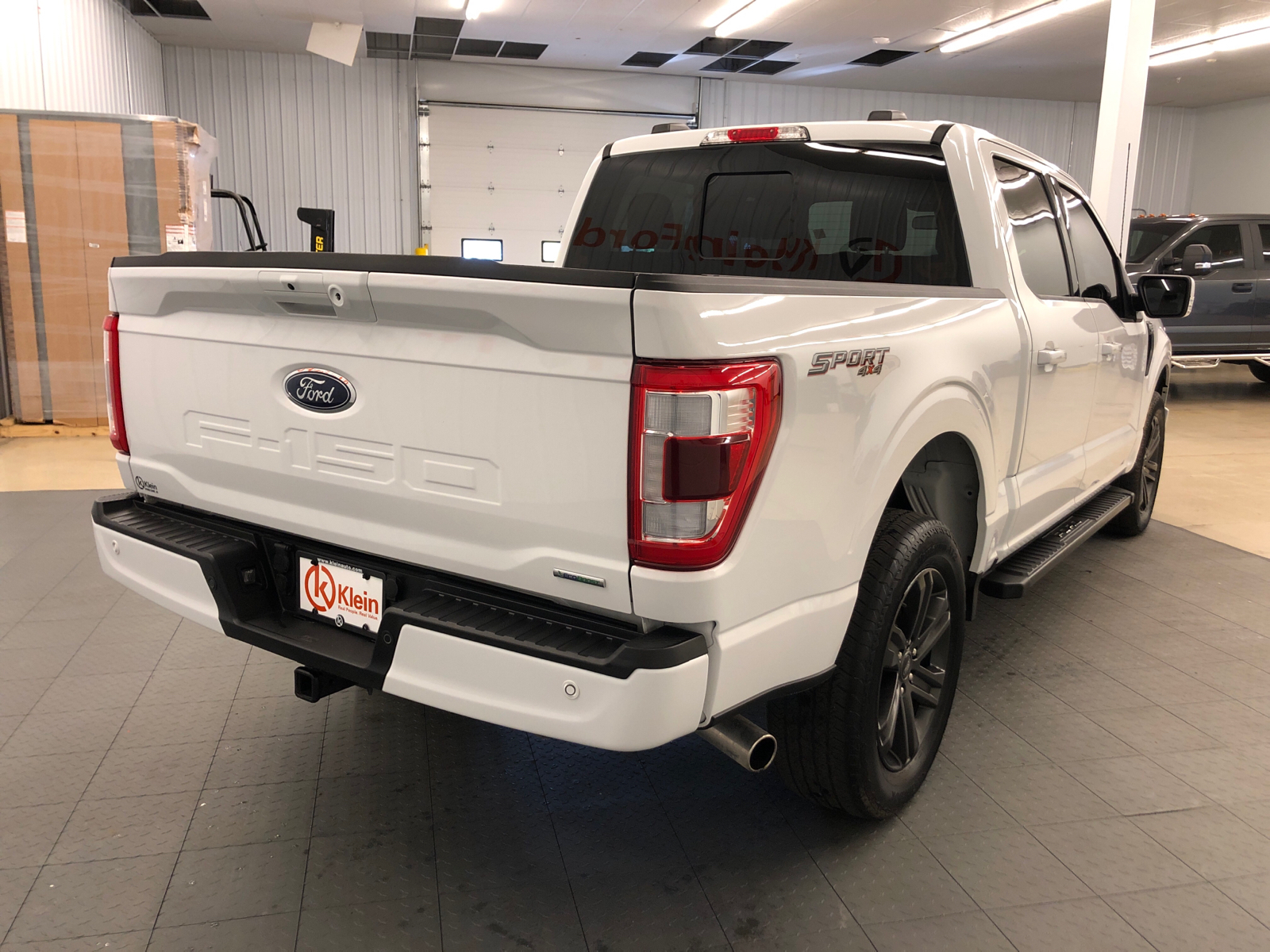 2022 Ford F-150 LARIAT 4WD SuperCrew 5.5 Box 11