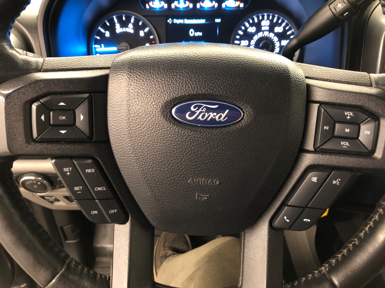 2020 Ford F-150 XLT 18