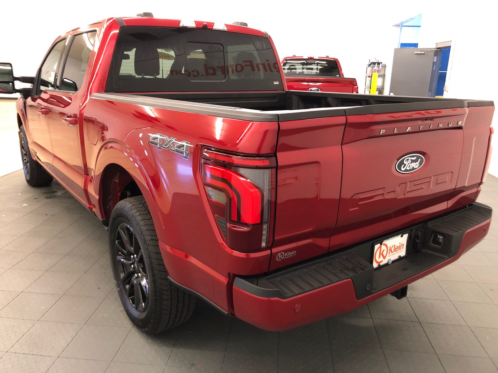 2024 Ford F-150 Platinum 4WD SuperCrew 5.5 Box 6