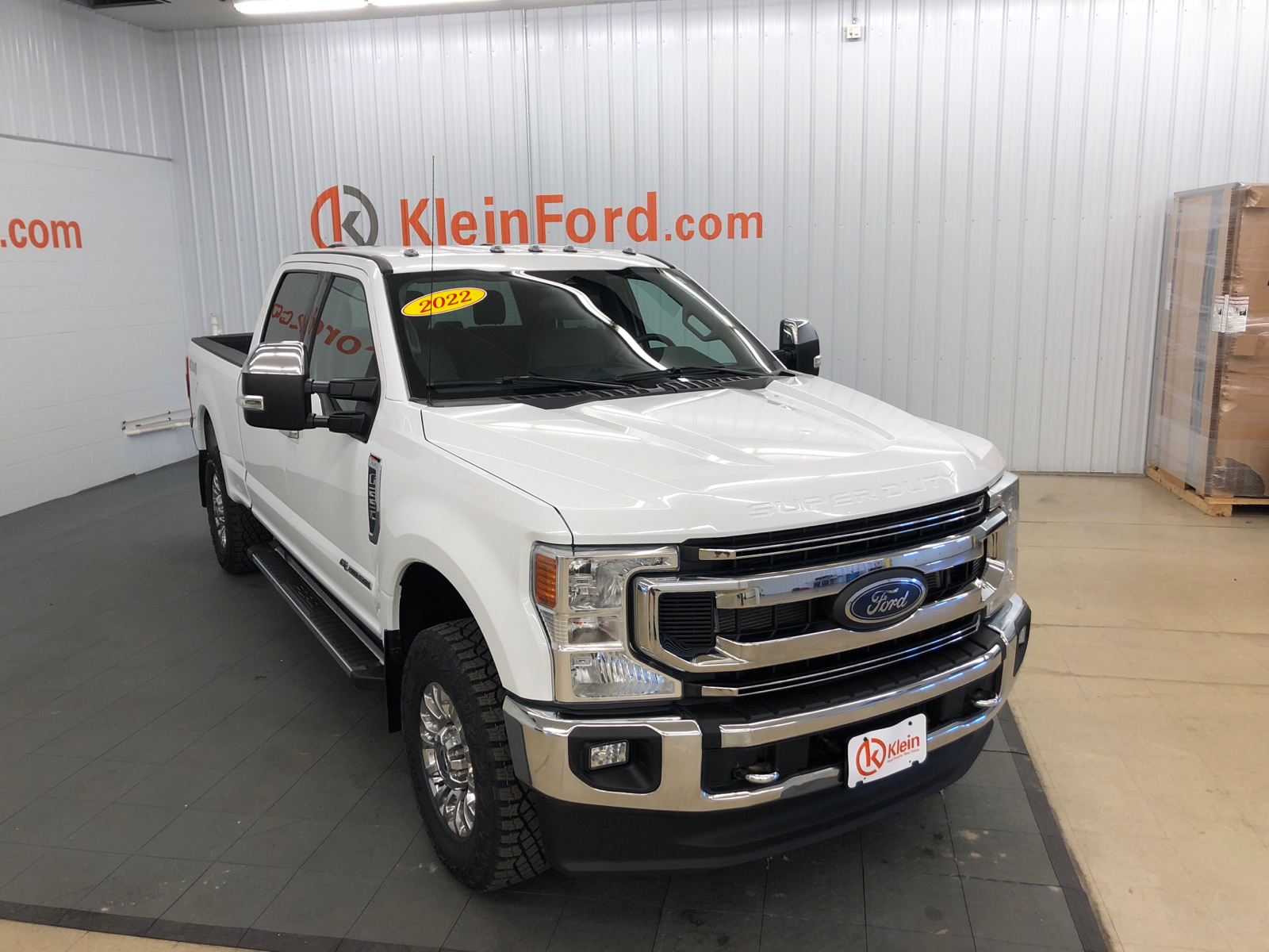 2022 Ford Super Duty F-250 SRW XLT 4WD Crew Cab 6.75 Box 1